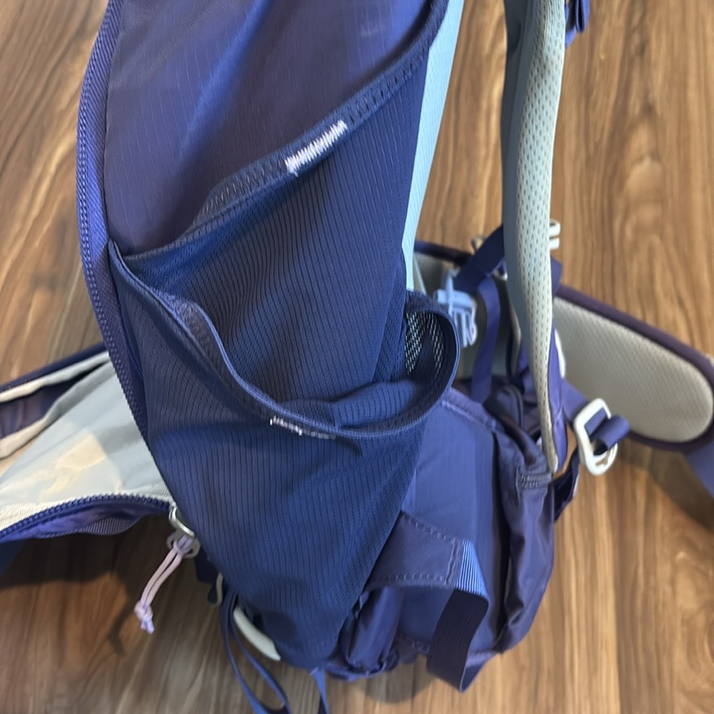 REI Trail 40 Backpack - Purple - Picture 7 of 10